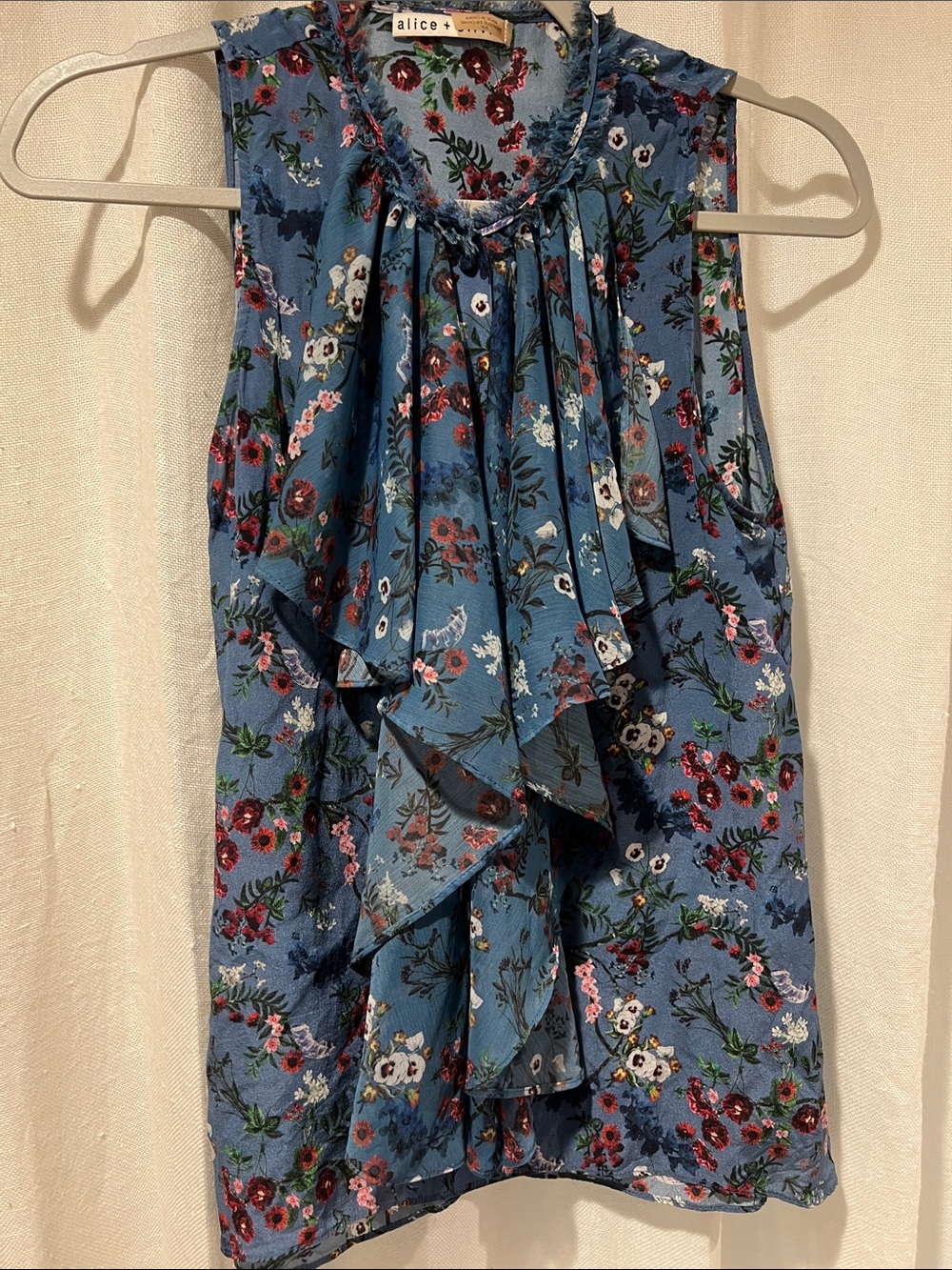 Alice + Olivia sleeveless blouse S/P